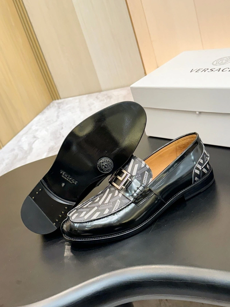 Bold Gxvxnchy Leather Shoes 152030