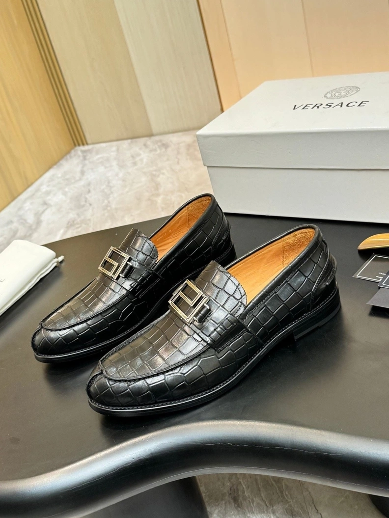 AllSeason Gxvxnchy Leather Shoes 152000