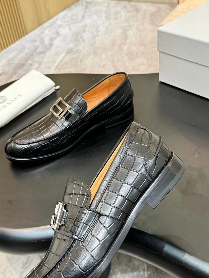 AllSeason Gxvxnchy Leather Shoes 152000