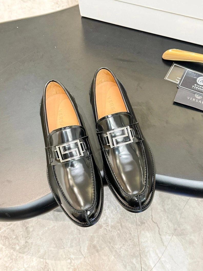 Gxvxnchy Leather Shoes Classic 152034