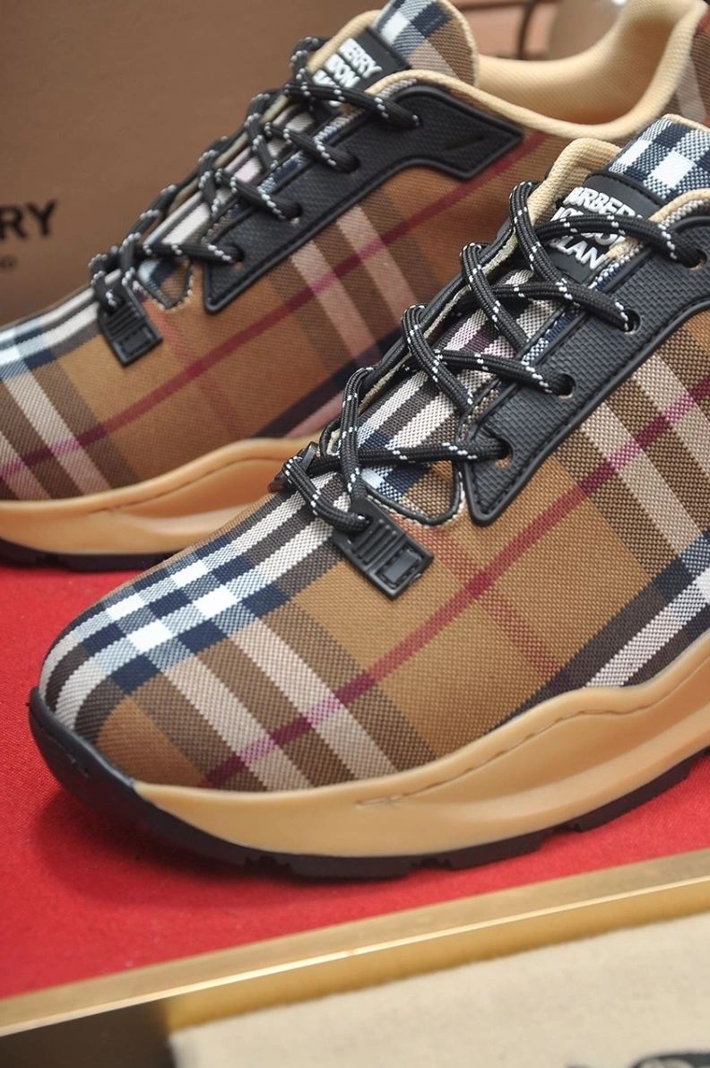 Comfortable Bxrbxrry Sneakers 114450
