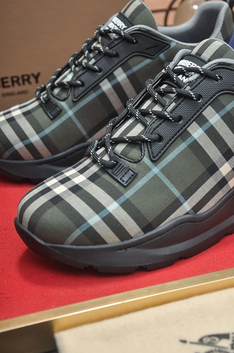 Comfortable Bxrbxrry Sneakers 114449