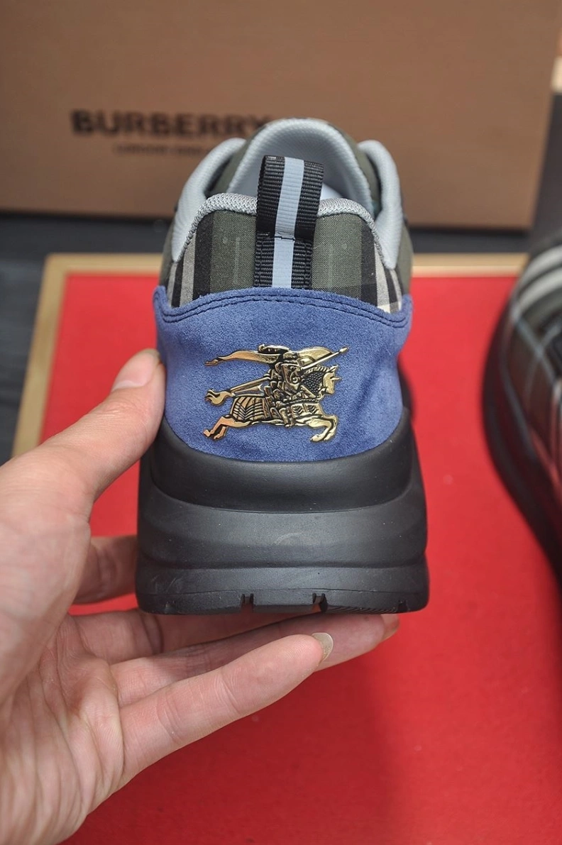 Comfortable Bxrbxrry Sneakers 114449