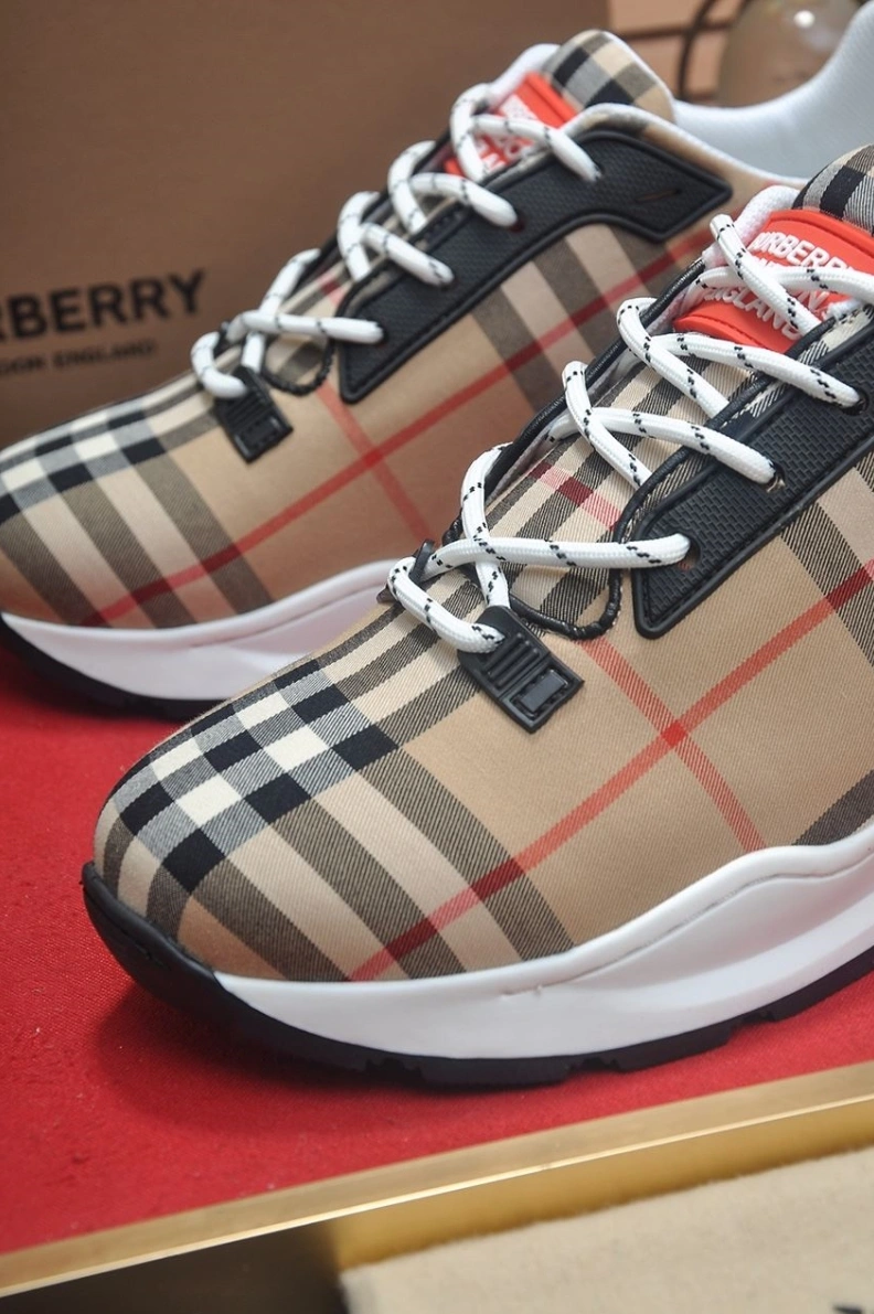 Unique Bxrbxrry Sneakers 114448