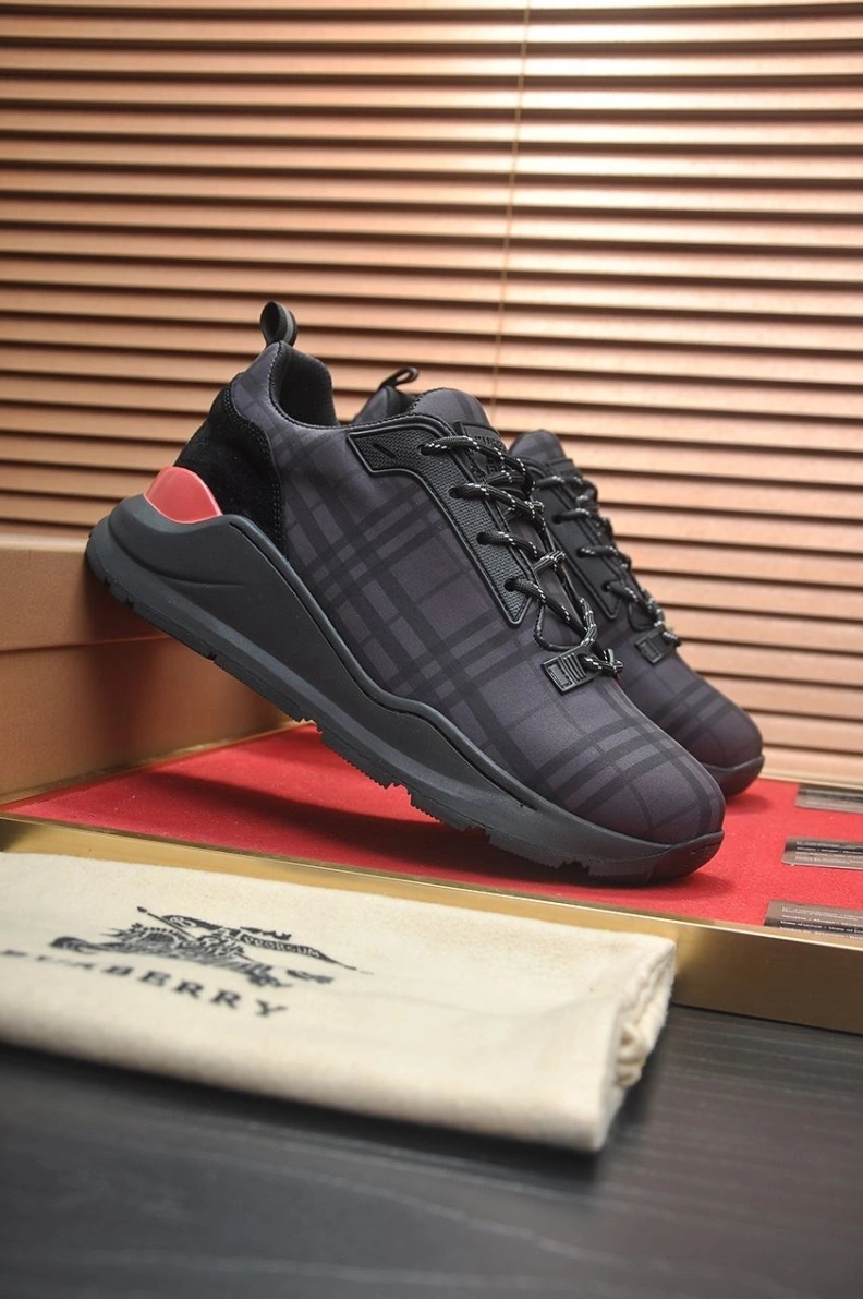 GoAnywhere Bxrbxrry Sneakers 114445