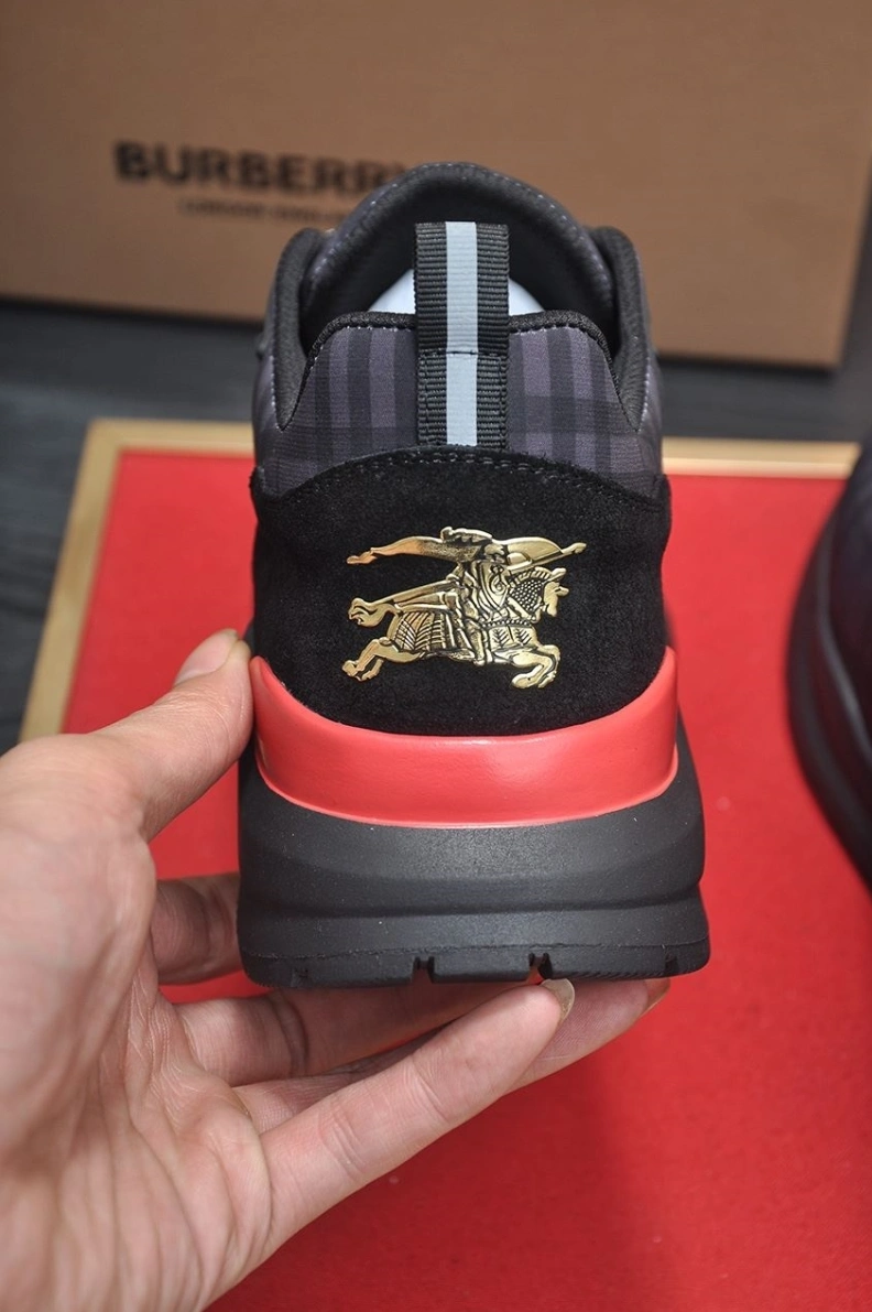 GoAnywhere Bxrbxrry Sneakers 114445