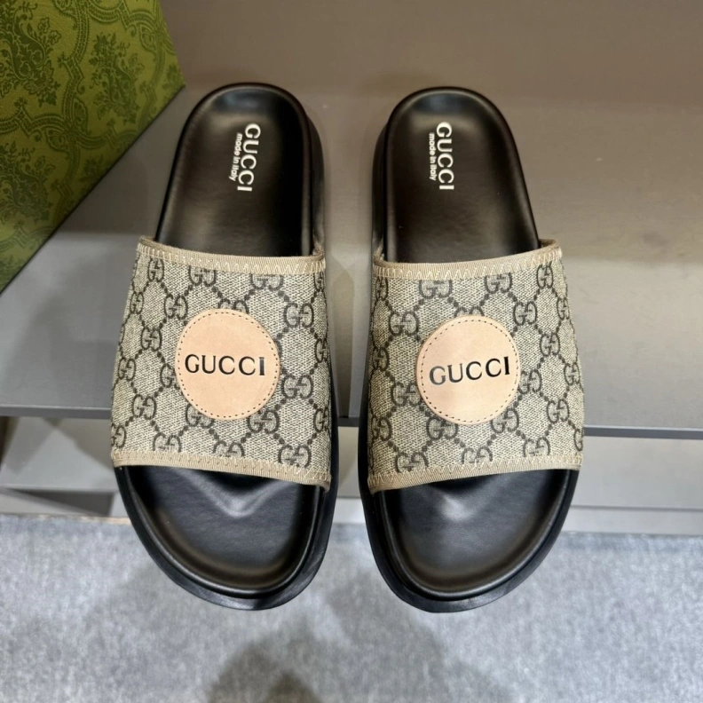 Modern Gxccx Slippers 155292