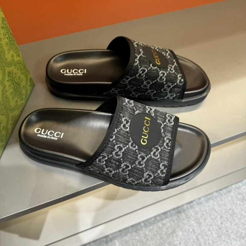 Efficient Gxccx Slippers 155294