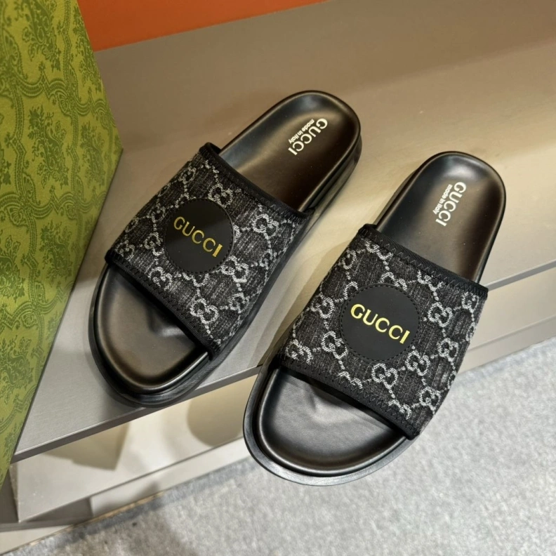 Efficient Gxccx Slippers 155294