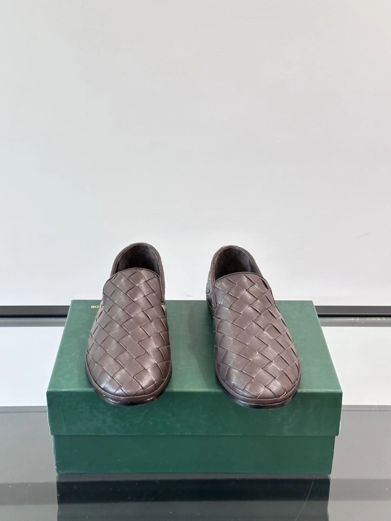 Stylish Bxttxga Vxnxta Leather Shoes 112367
