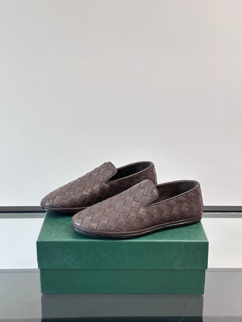 Stylish Bxttxga Vxnxta Leather Shoes 112367