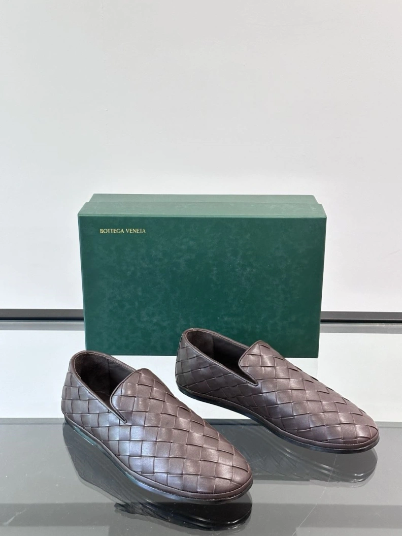Stylish Bxttxga Vxnxta Leather Shoes 112367