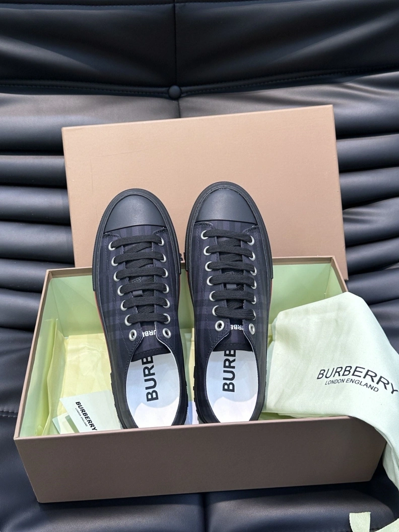 GoodFit Bxrbxrry Sneakers 114440