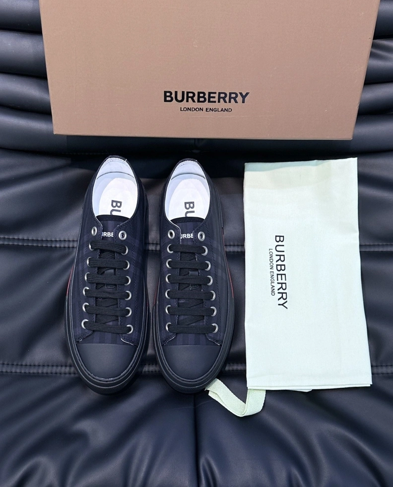 GoodFit Bxrbxrry Sneakers 114440