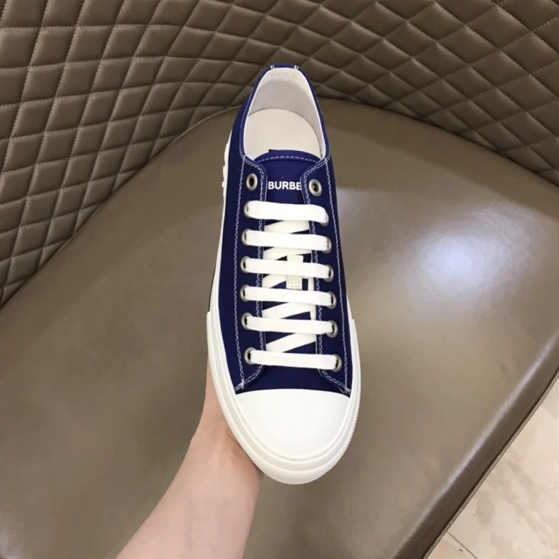 Stylish Bxrbxrry Sneakers 114437