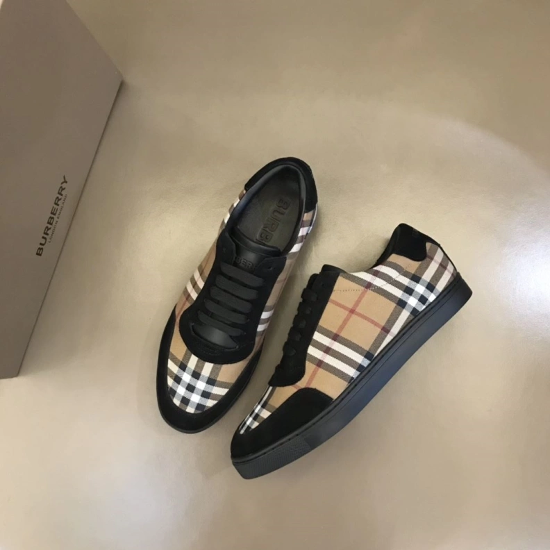 Reliable Bxrbxrry Sneakers 114433