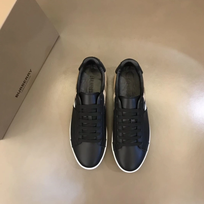 HighQuality Bxrbxrry Sneakers 114441