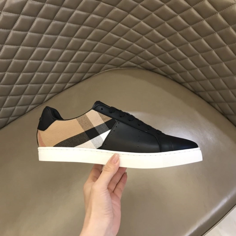HighQuality Bxrbxrry Sneakers 114441