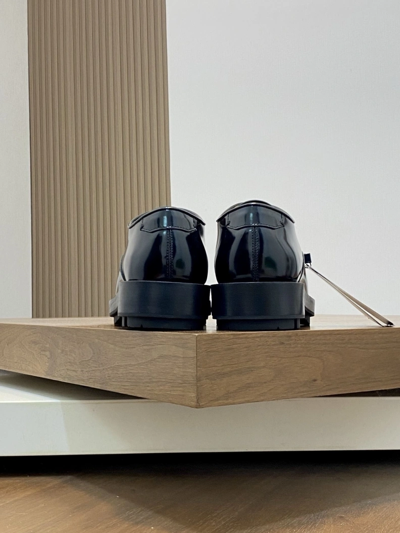 Sleek Othxr Leather Shoes 209966