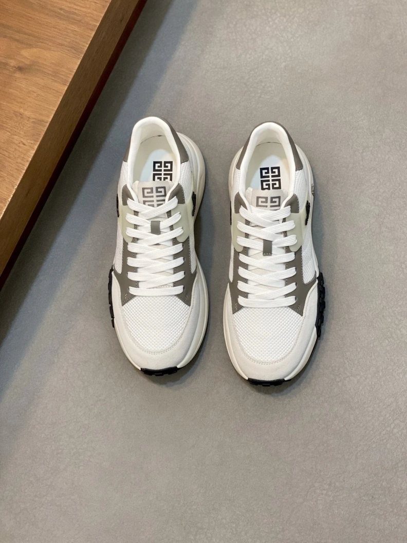 Efficient Gxvxnchy Sneakers 151904