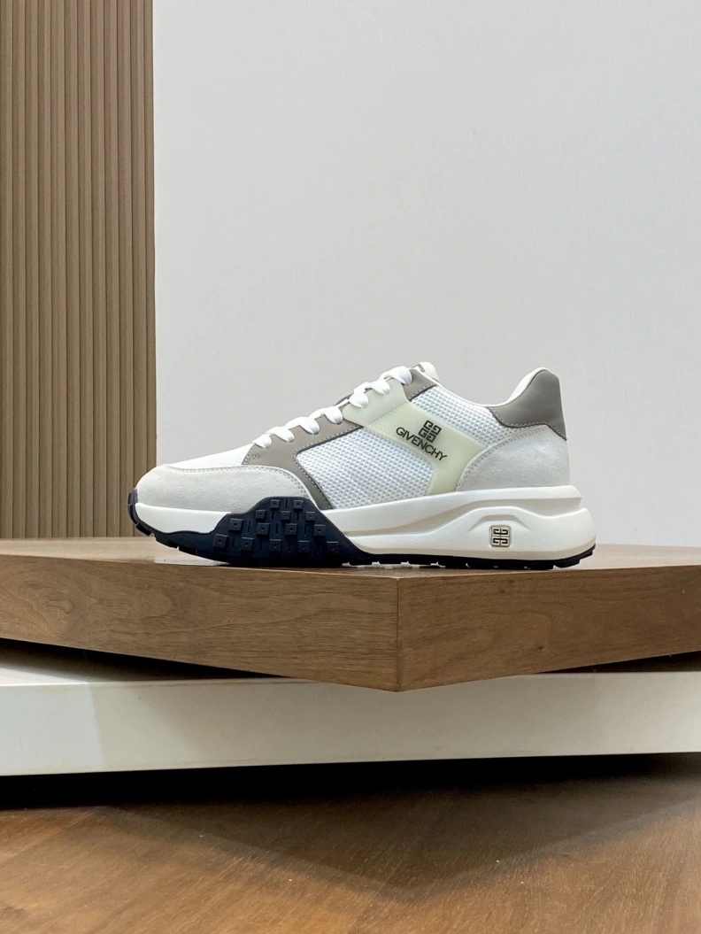 Efficient Gxvxnchy Sneakers 151904