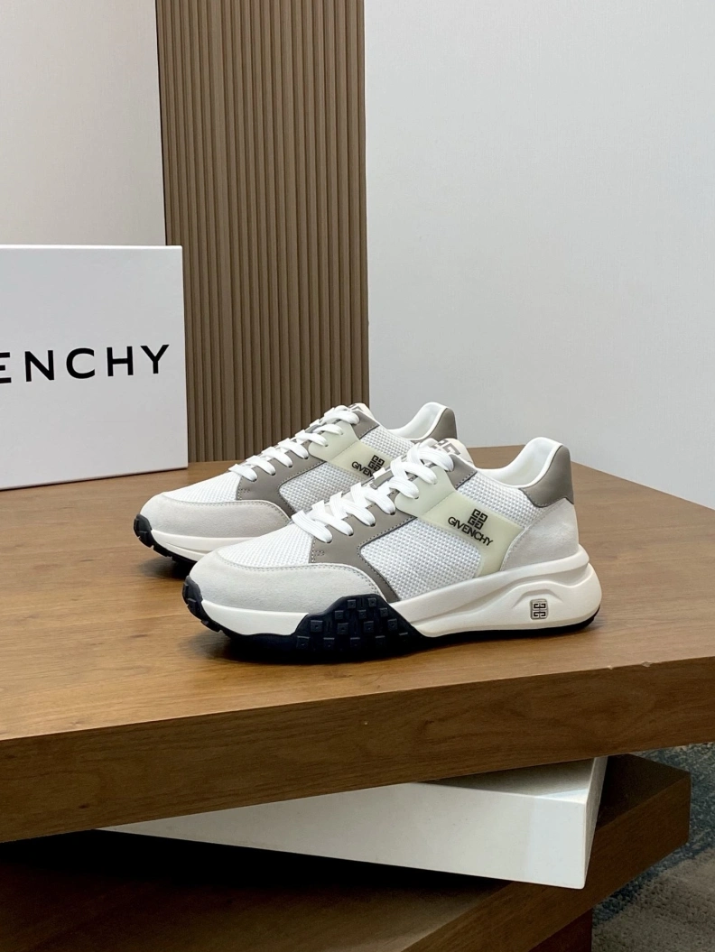 Efficient Gxvxnchy Sneakers 151904