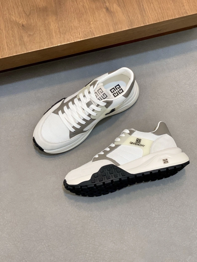 Efficient Gxvxnchy Sneakers 151904
