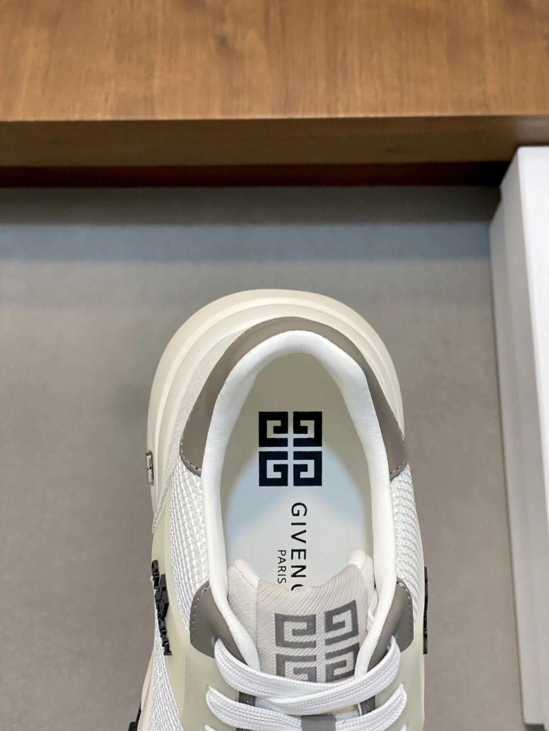 Efficient Gxvxnchy Sneakers 151904