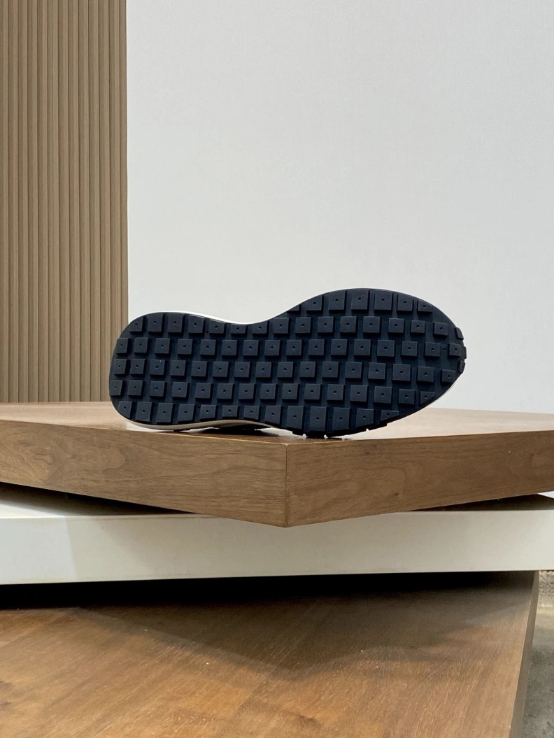 Efficient Gxvxnchy Sneakers 151904