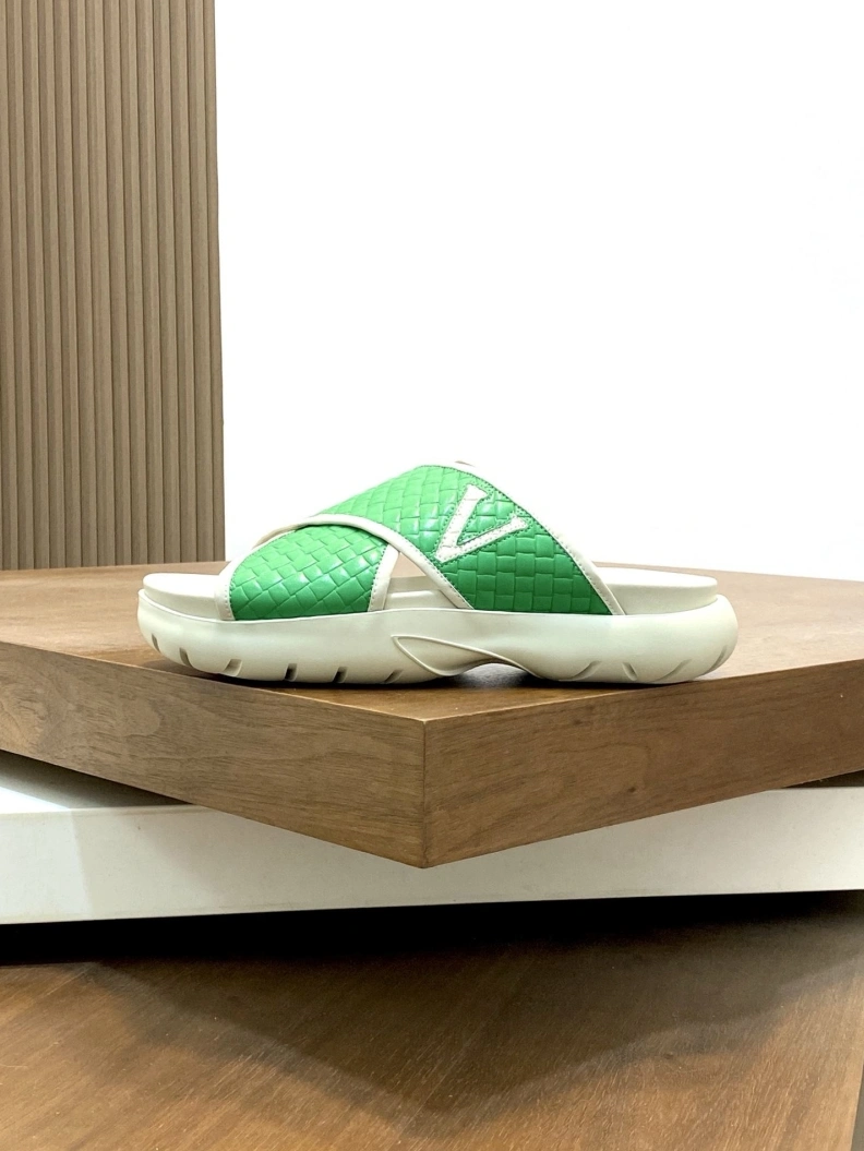 Stylish Bxttxga Vxnxta Slippers 112320