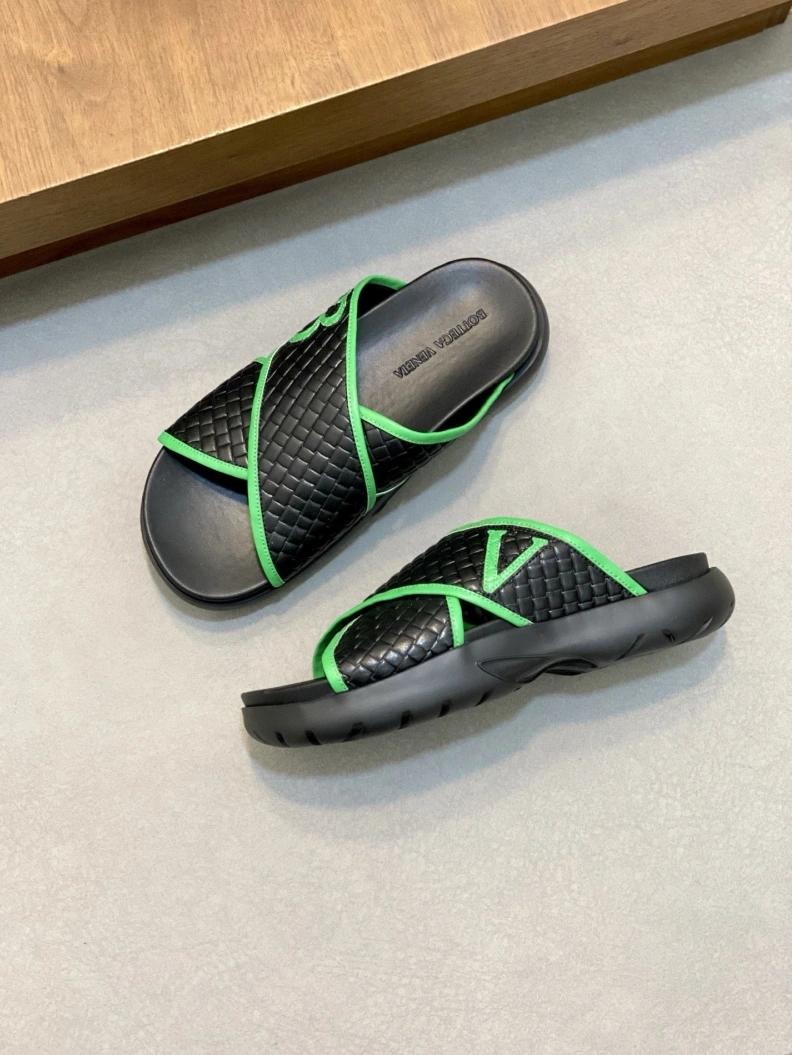 UrbanStyle Bxttxga Vxnxta Slippers 112324
