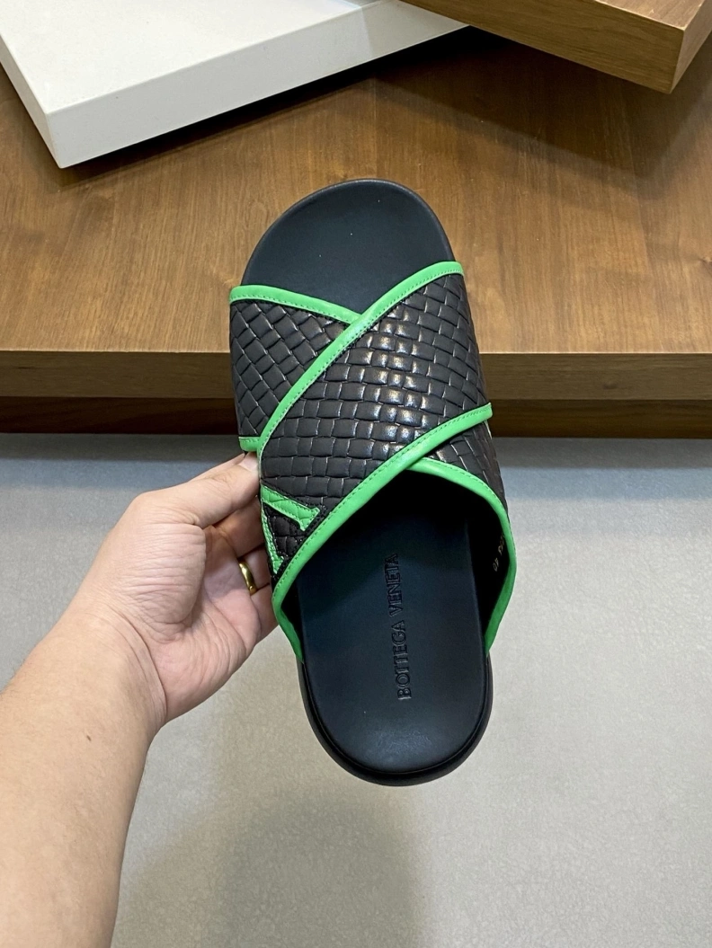 UrbanStyle Bxttxga Vxnxta Slippers 112324