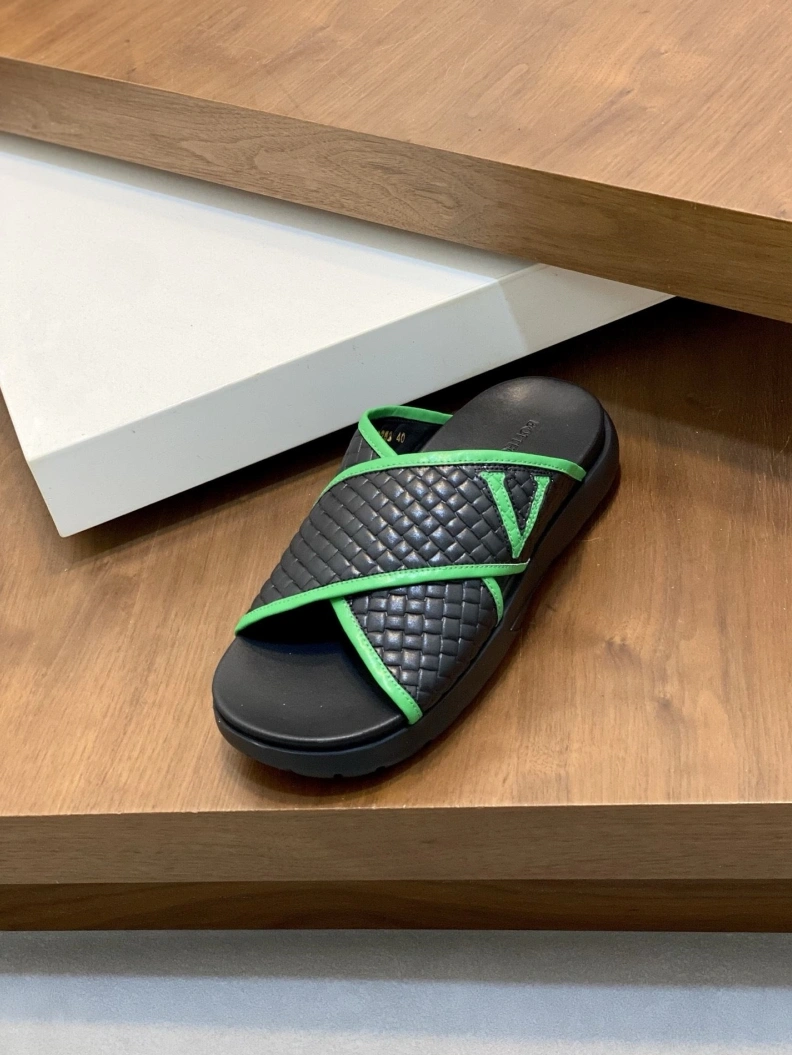UrbanStyle Bxttxga Vxnxta Slippers 112324