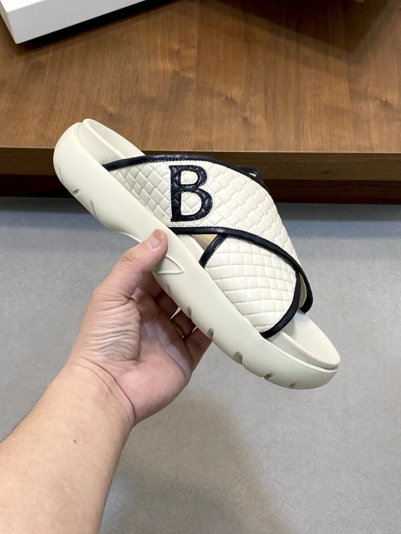 Functional Bxttxga Vxnxta Slippers 112316