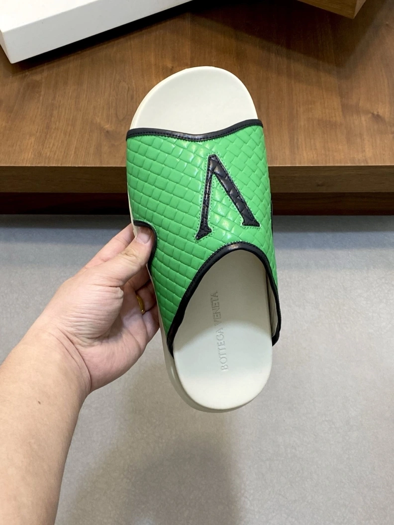 DailyWear Bxttxga Vxnxta Slippers 112310