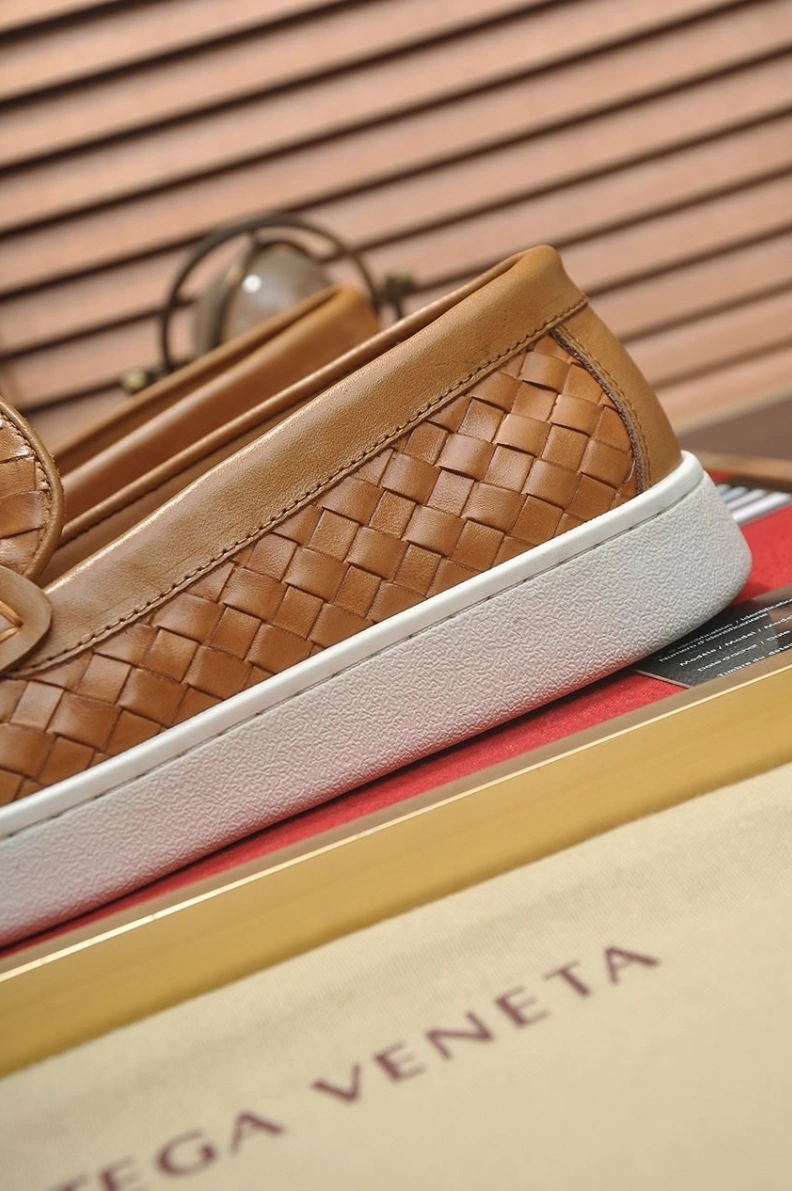 NewStyle Bxttxga Vxnxta Leather Shoes 112356
