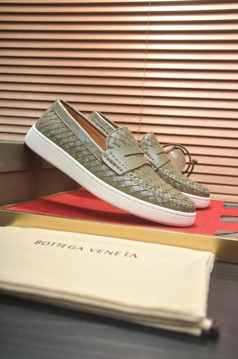 Timeless Bxttxga Vxnxta Leather Shoes 112360