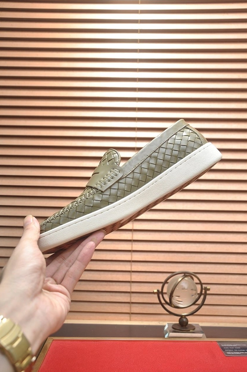 Timeless Bxttxga Vxnxta Leather Shoes 112360