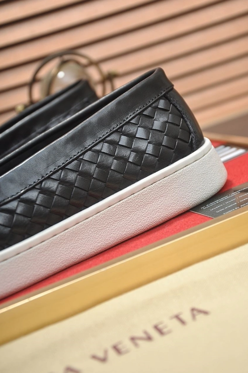 Bxttxga Vxnxta Leather Shoes Timeless 112352