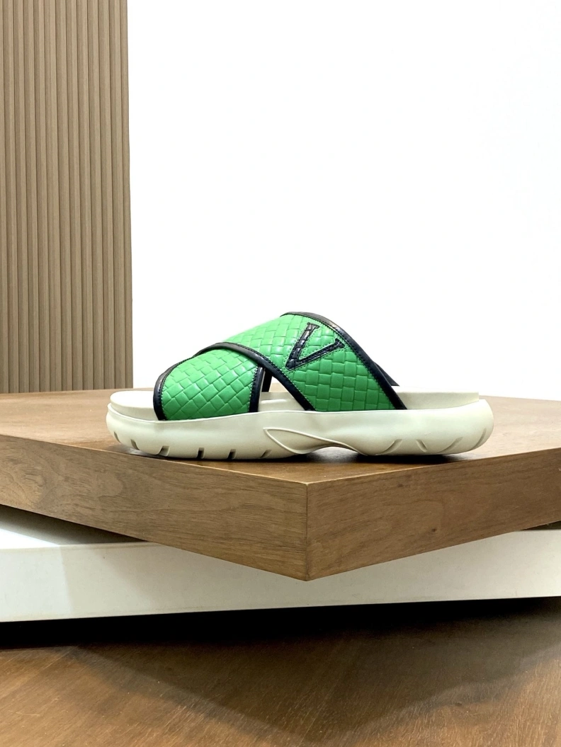 EasyMatch Bxttxga Vxnxta Slippers 112308