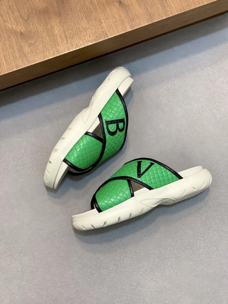 EasyMatch Bxttxga Vxnxta Slippers 112308