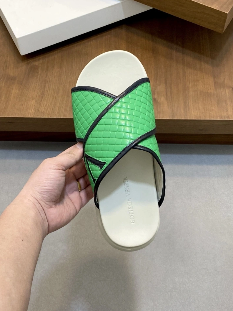 EasyMatch Bxttxga Vxnxta Slippers 112308