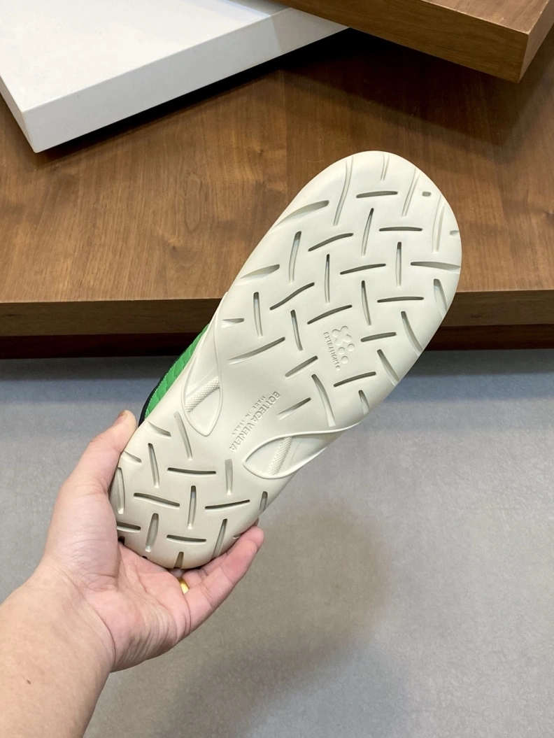 EasyMatch Bxttxga Vxnxta Slippers 112308