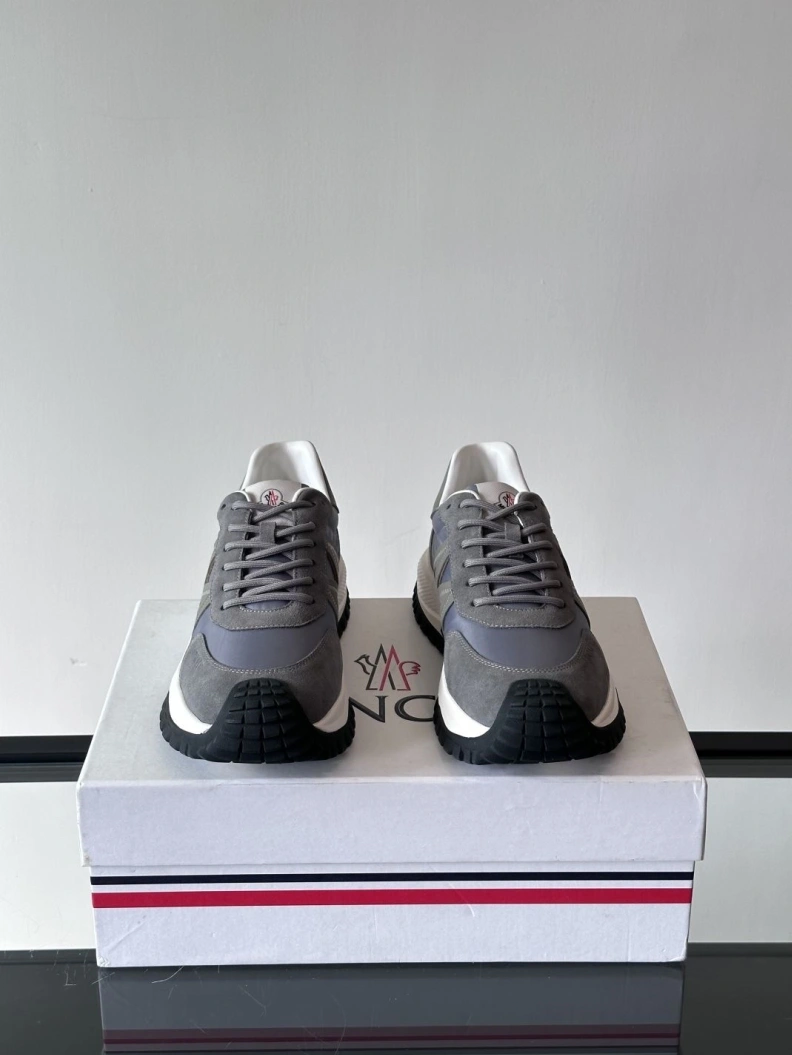 Soft Mxnclxr Sneakers 197208