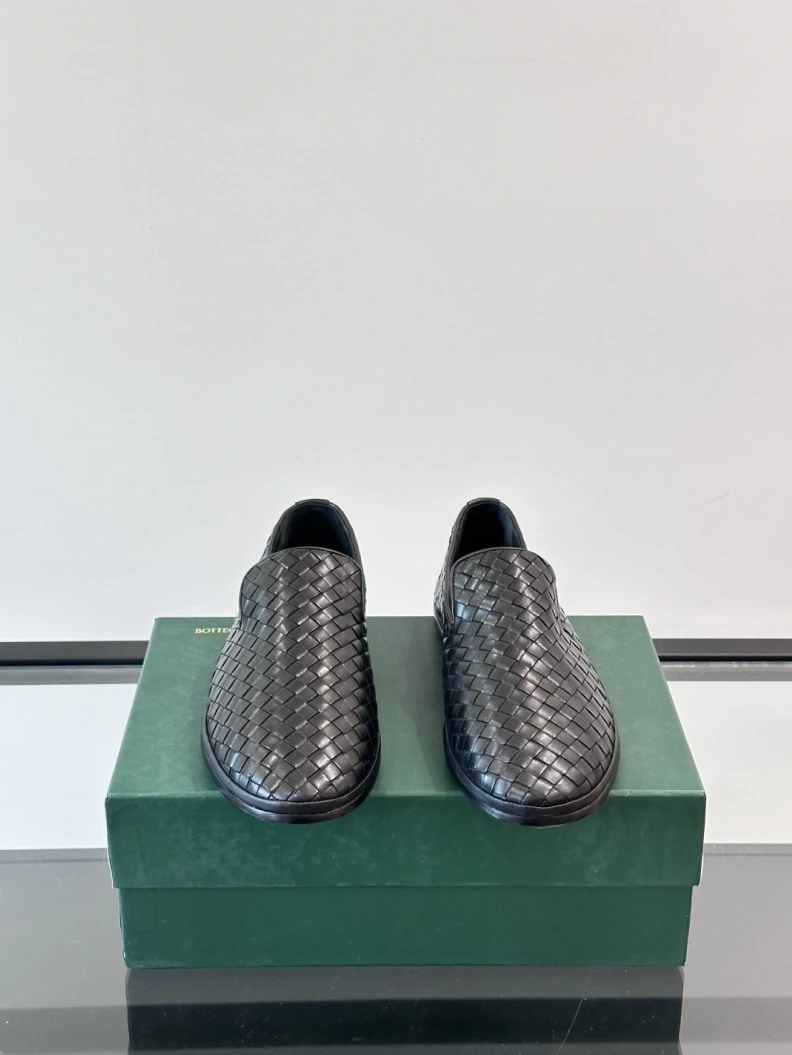 Bxttxga Vxnxta Leather Shoes Bright 112346