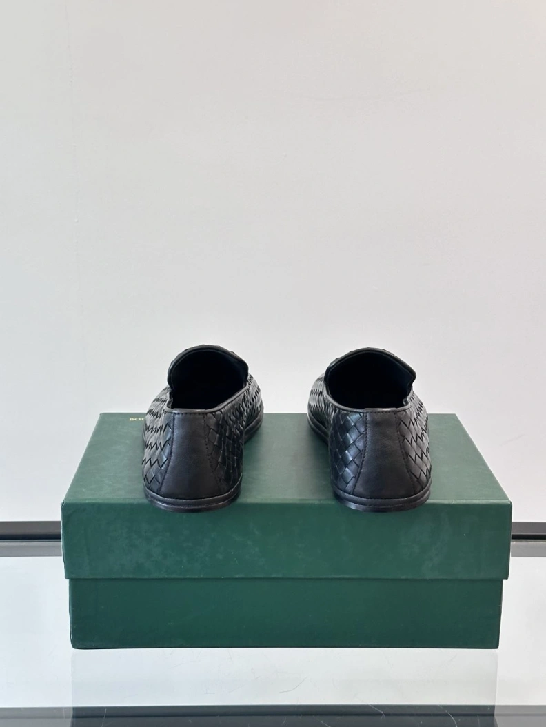 Bxttxga Vxnxta Leather Shoes Bright 112346
