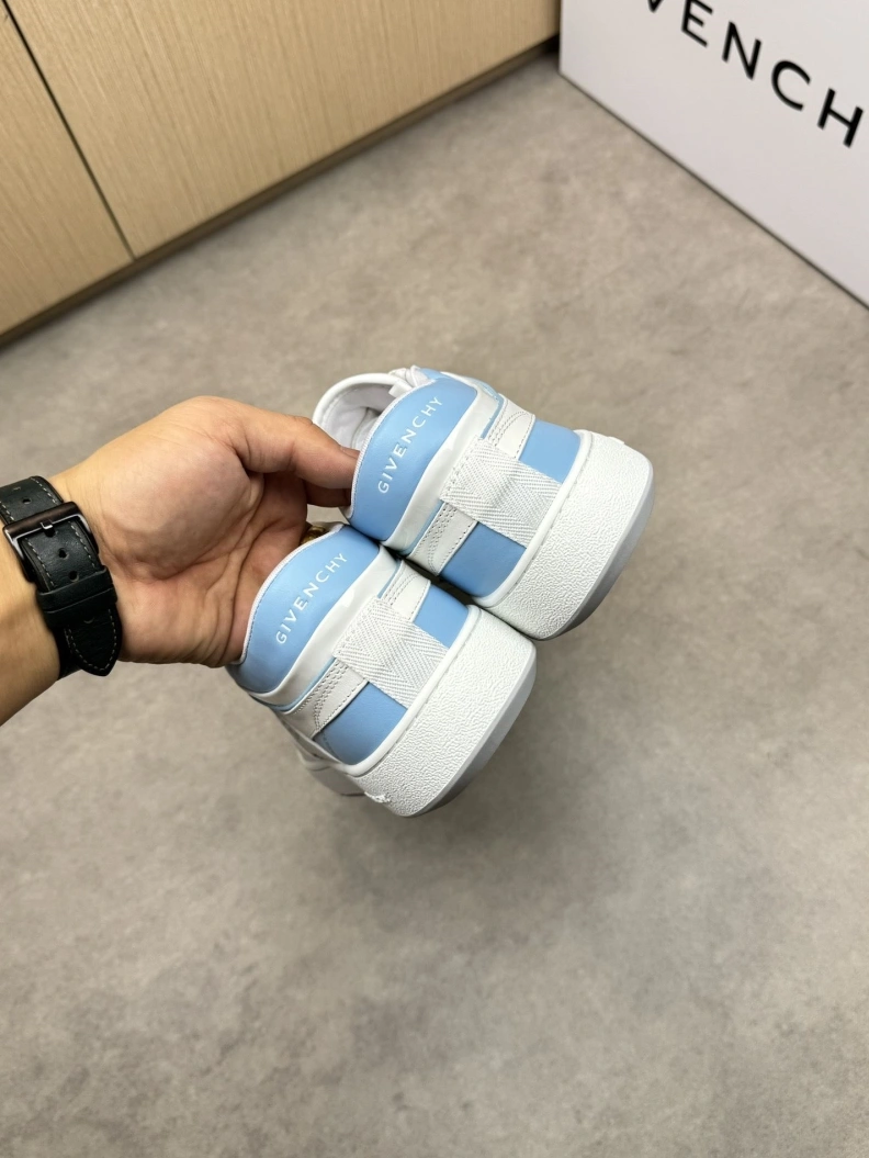 Gxvxnchy Sneakers Affordable 151881