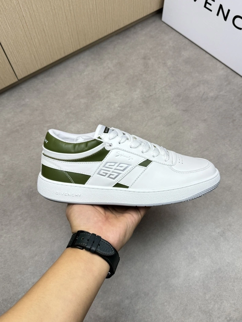 TopPick Gxvxnchy Sneakers 151879