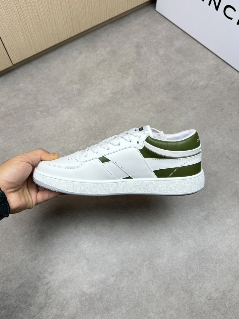 TopPick Gxvxnchy Sneakers 151879