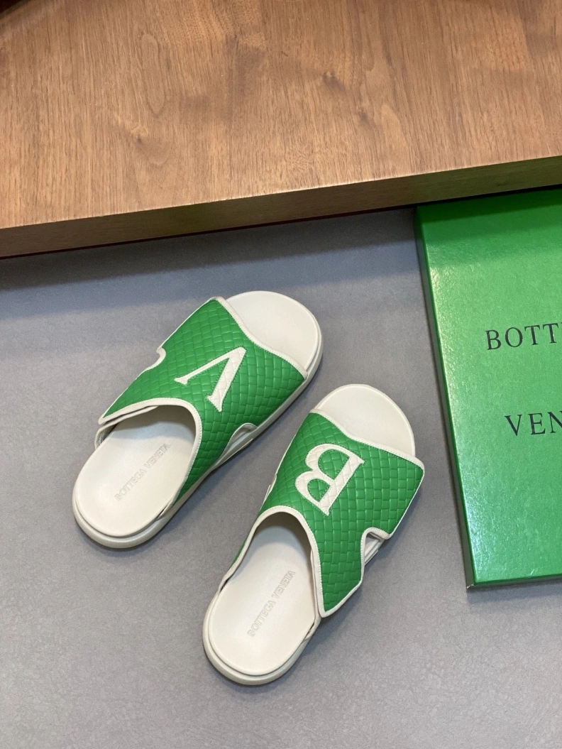 Elegant Bxttxga Vxnxta Slippers 112306